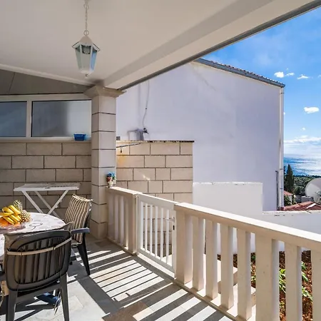 Debos Apartament *